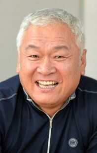 Ко Ин-бом / Ko In-beom {title}