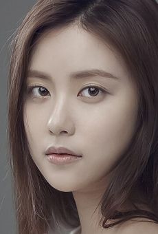 Со Юн-а / Seo Yoon-ah {title}