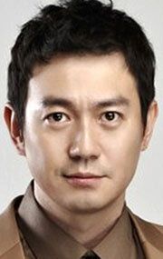 Пак Ён-у / Park Yong-woo {title}